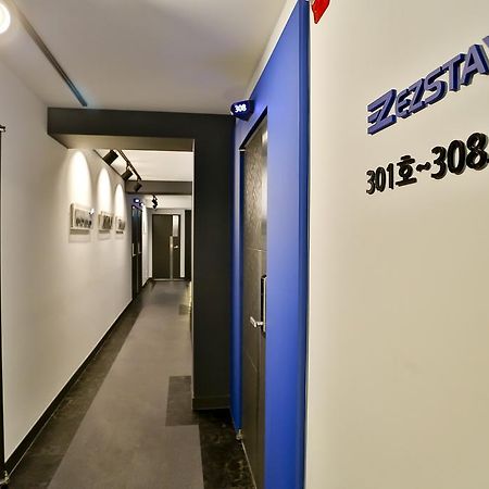 Ezstay-Nampo Busan Exteriör bild